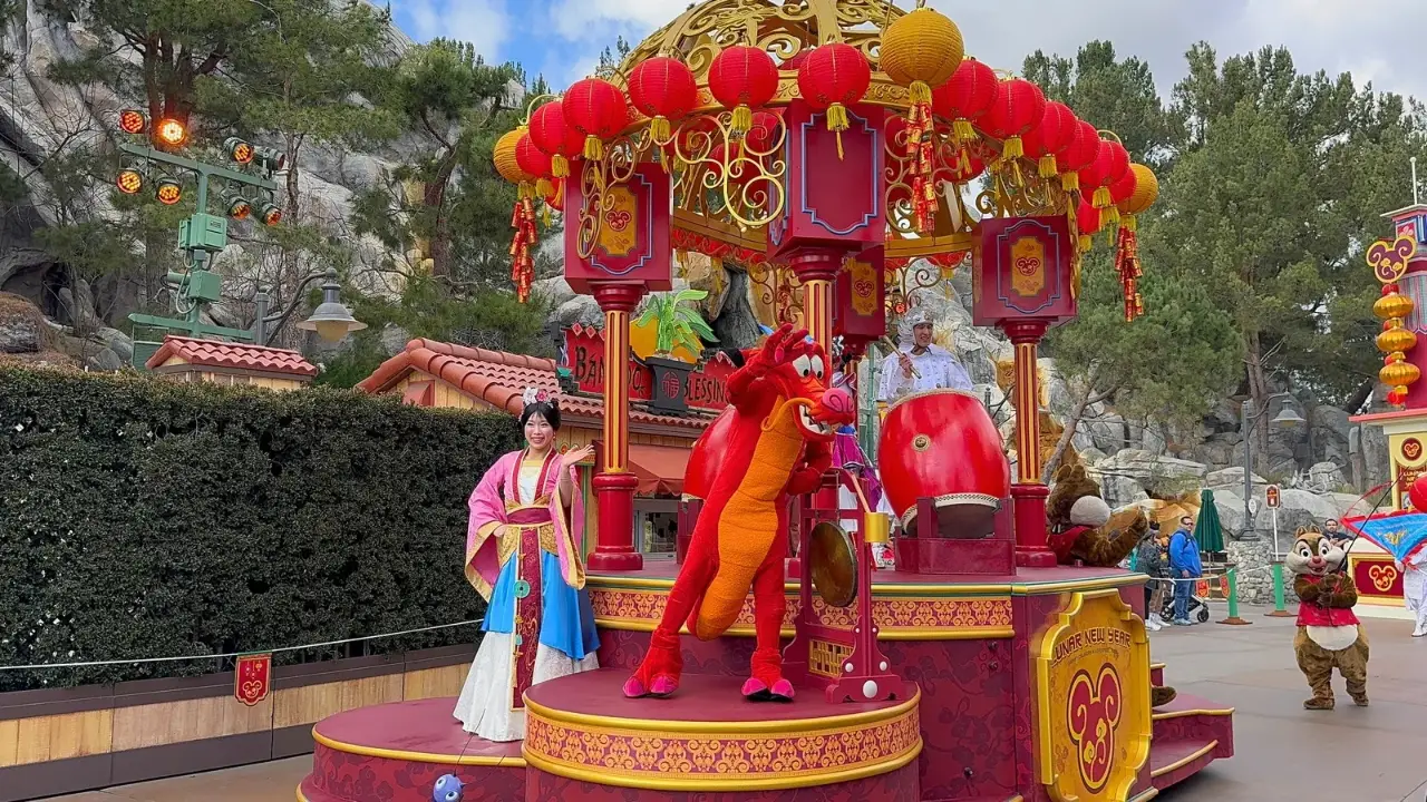 Mulan’s Lunar New Year Processional Returns to Lunar New Year at Disneyland Resort