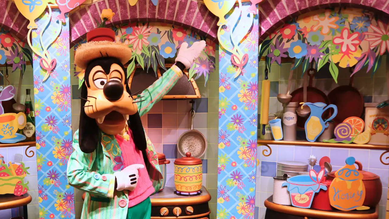 Goofy’s Kitchen Celebrates Springtime! Returns to the Disneyland Hotel