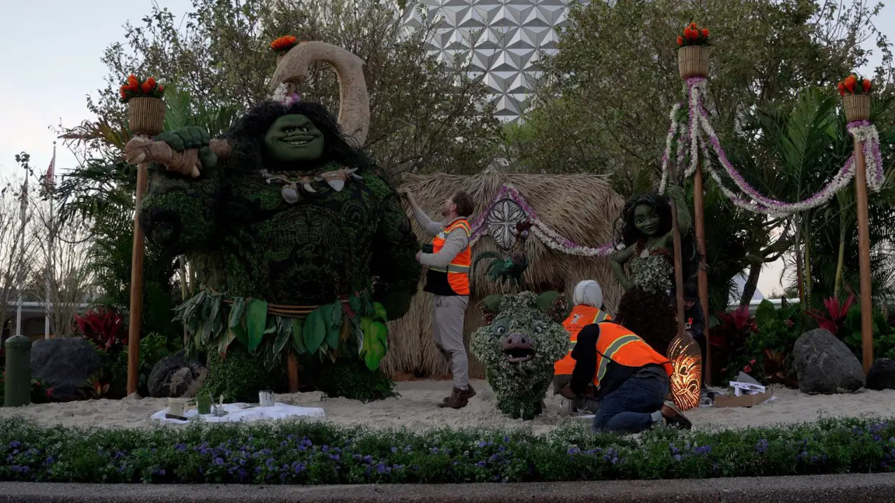 Topiaries at EPCOT International Flower & Garden Festival Celebrate 30 Years of Innovation