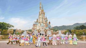 Hong Kong Disneyland Reveals 20th Anniversary Character Costumes & Expanded ‘Momentous’