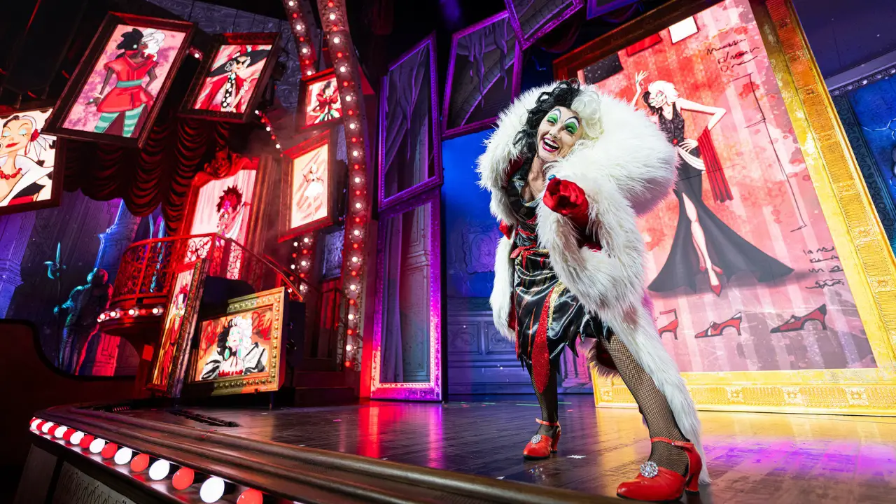 Walt Disney World Reveals First Look at ‘Disney Villains: Unfairly Ever After’ Mirror, Villains, and Stage