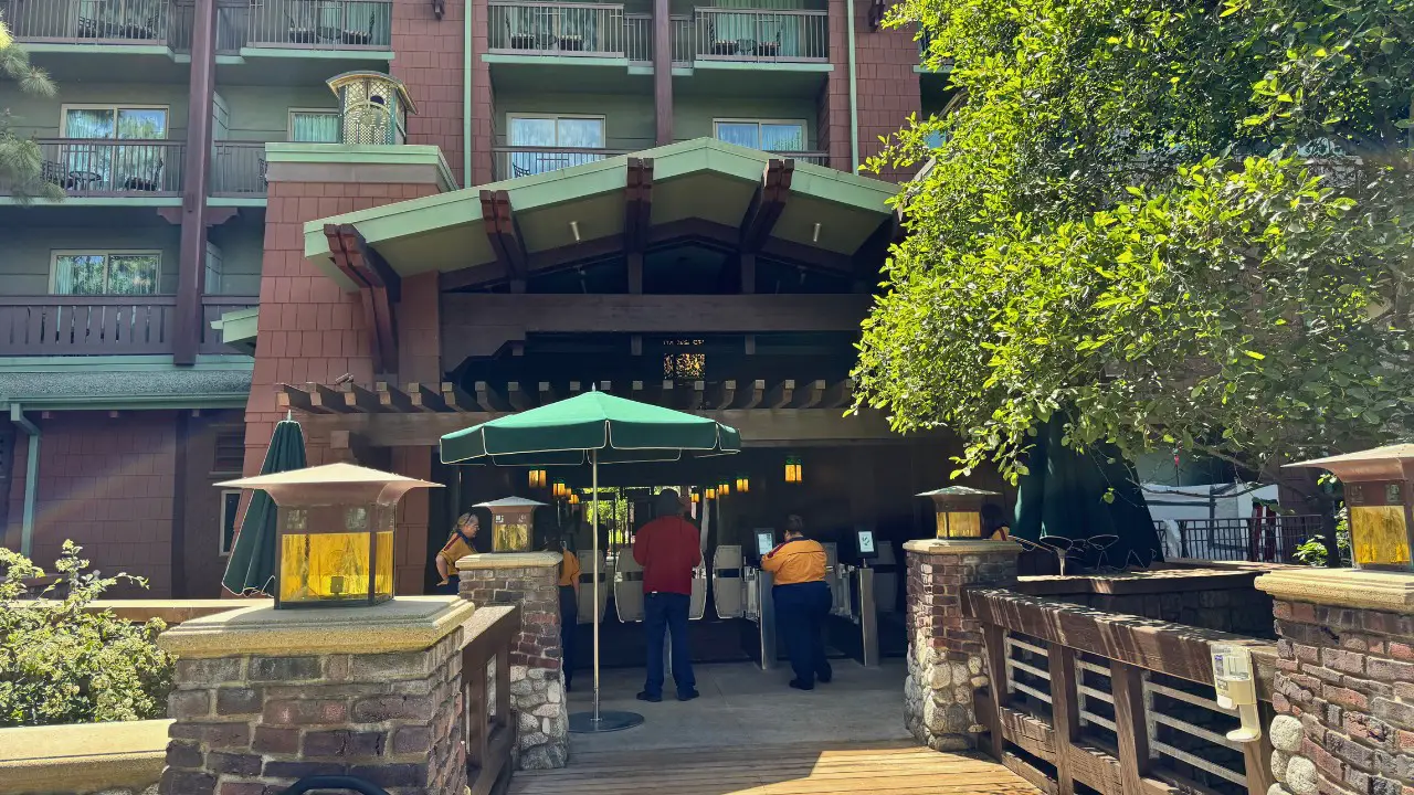 Grand Californian Hotel & Spa Entrance to Disney California Adventure Reopens with New Entry Gates