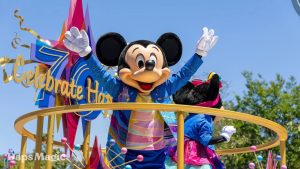 ‘The Celebrate Happy Cavalcade‘ Debuts at Disneyland Ahead of Disneyland Resort 70th Celebration
