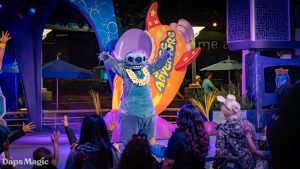 Stitch and Friends Take Over Tomorrowland Evenings With ‘Stitch’s Interplanetary Beach Party Blast’
