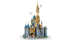 Sold-Out Walt Disney World LEGO Castle Once Again in Stock at Disney Store