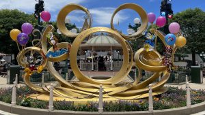 GUIDE: Visiting Hong Kong Disneyland Resort – Getting From the Airport to the Park