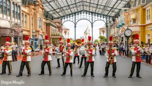 VIDEO: Tokyo Disneyland Band at World Bazaar at Tokyo Disneyland