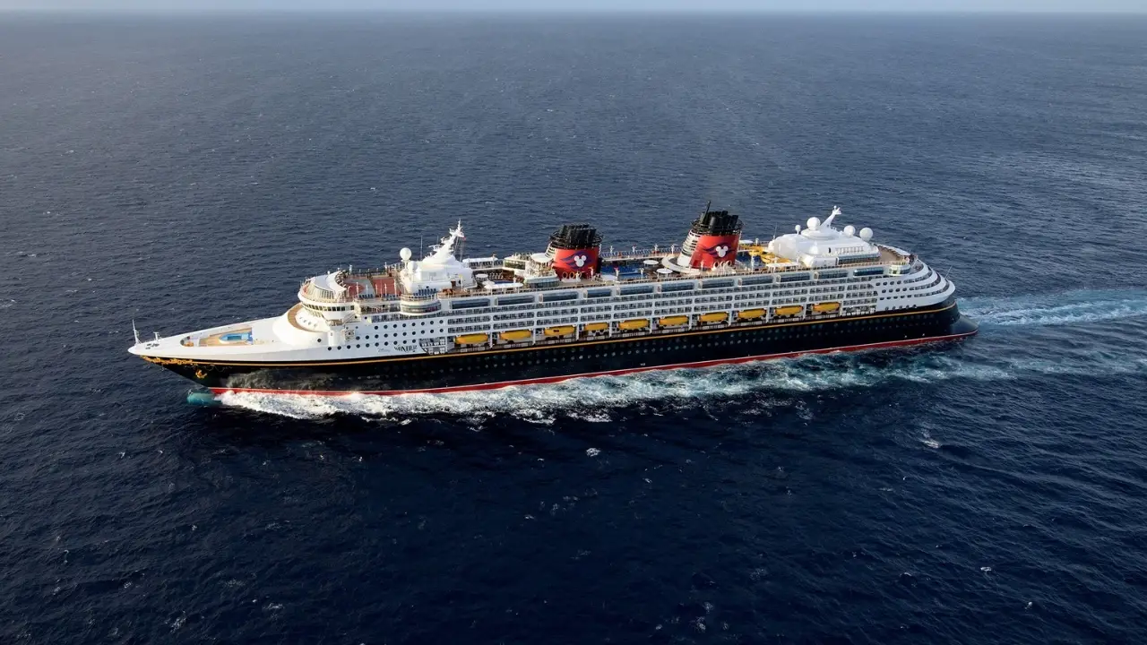 Disney Wonder - Disney Cruise Line
