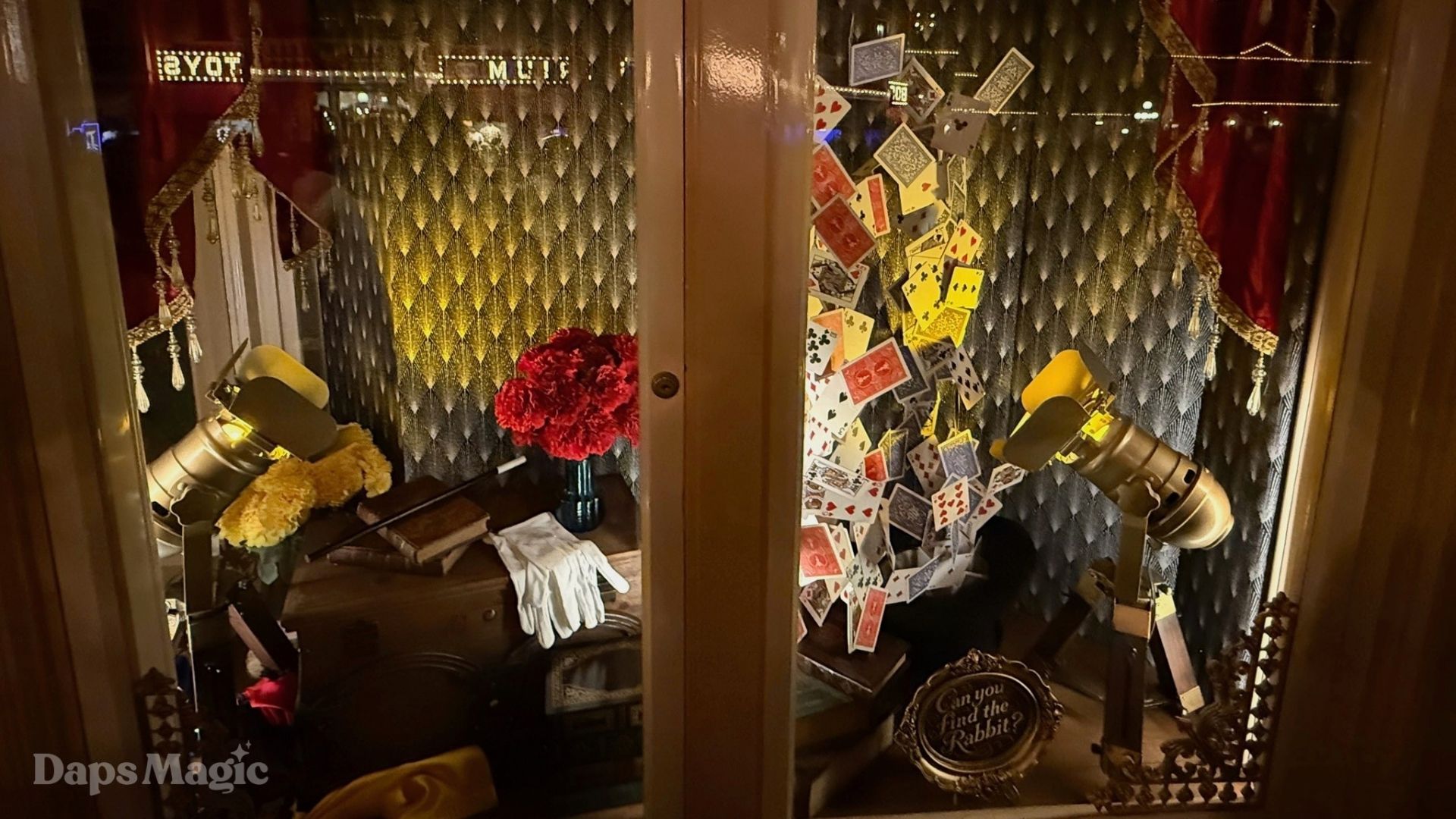 Can You Find the Rabbit in the New Main Street Magic Shop Window at Disneyland?