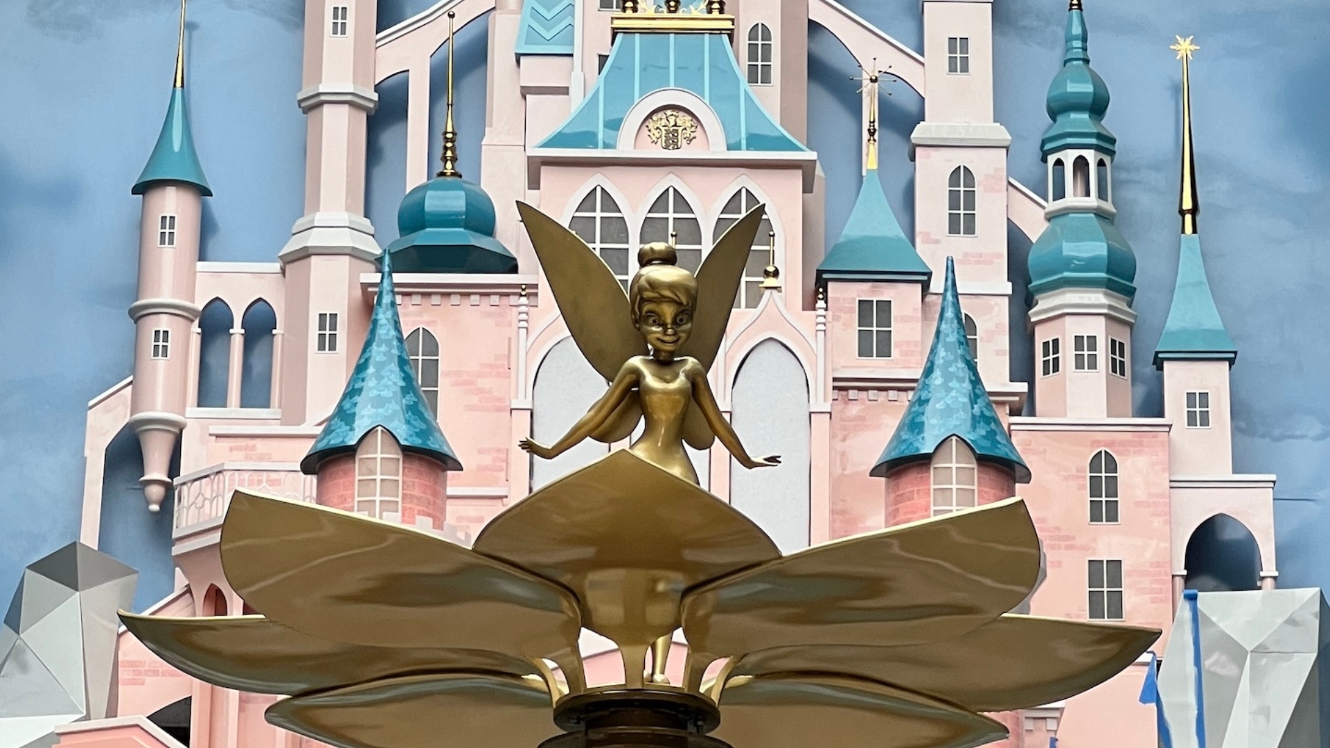 Disney Adventure Storybook Castle