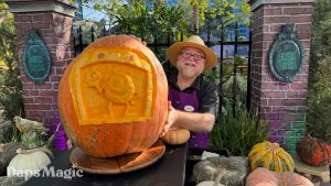 Doug Marsh Pumpkin Carver Disneyland Resort