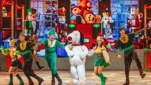 Snoopy's Night Before Christmas Knott's Merry Farm