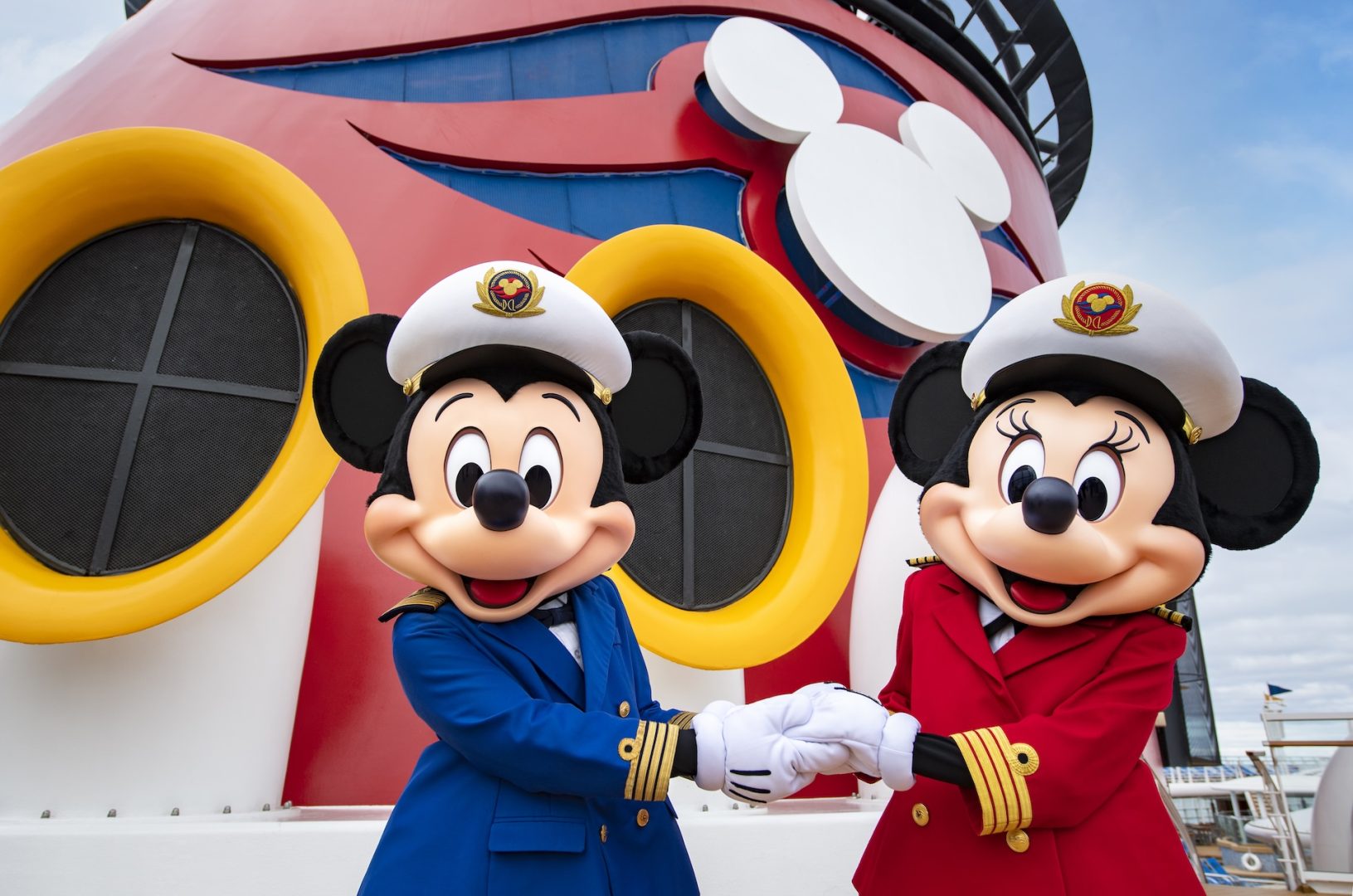 Honoring Heroes: Veterans Day Celebrations at Disney Parks