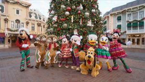 Disney Characters Holiday Outfits - Holidays at the Disneyland Resort
