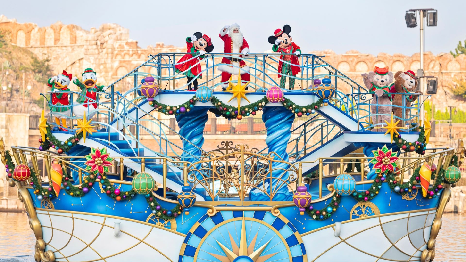 Disney Christmas Greetings at Tokyo DisneySea
