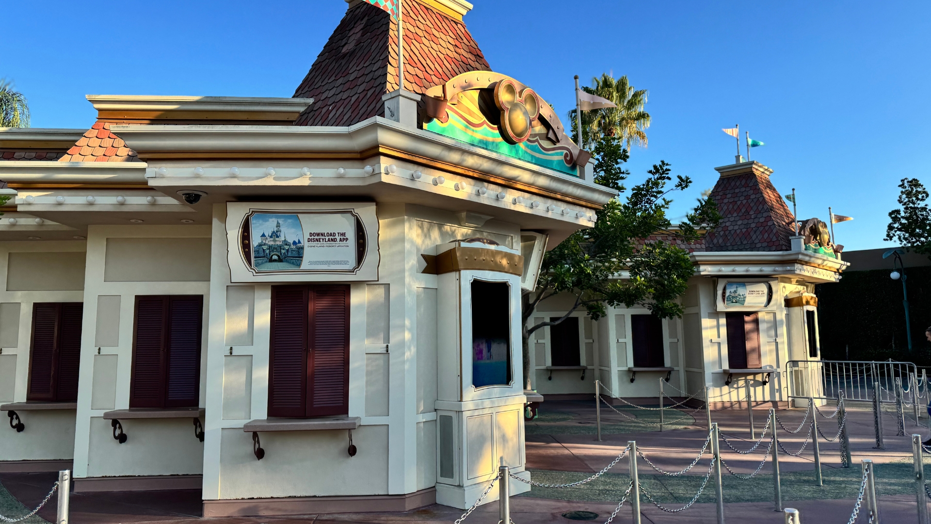 Ticket Booths Close in Esplanade at Disneyland Resort Ahead of Future Updates