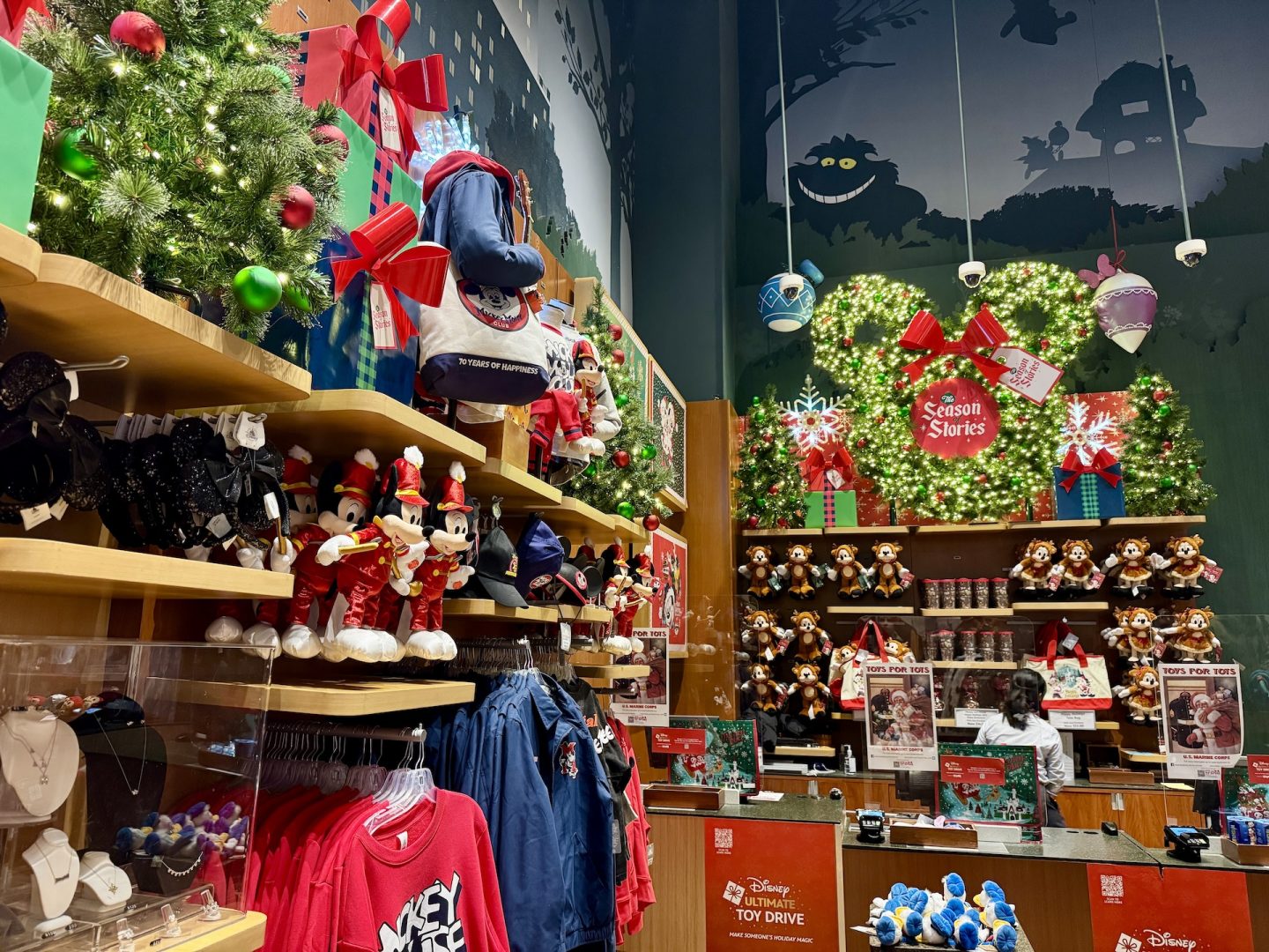 Holiday Shopping at Disney Store Times Square