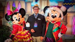 Mr. Daps and Mickey and Minnie Holidays at the Disneyland Resort