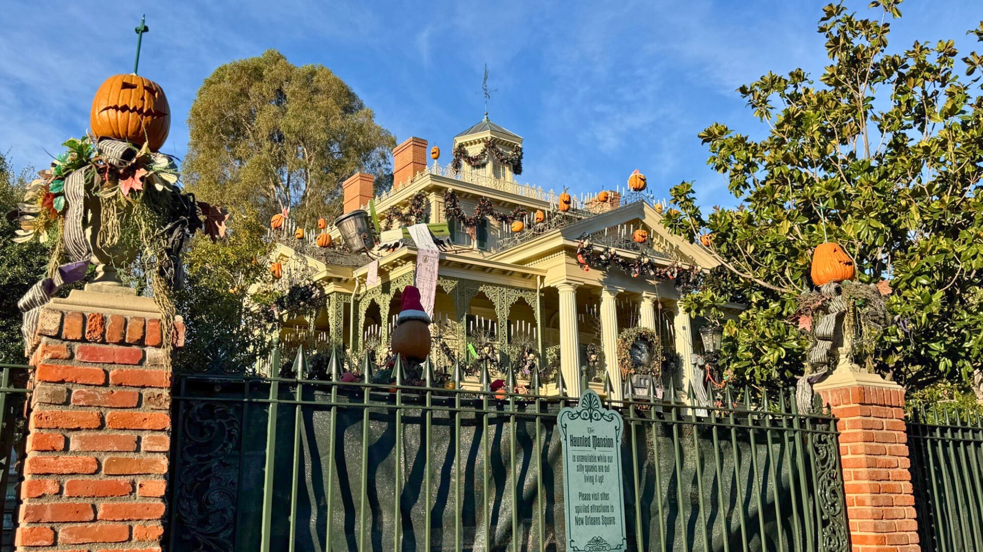 Haunted Mansion Closure at Disneyland