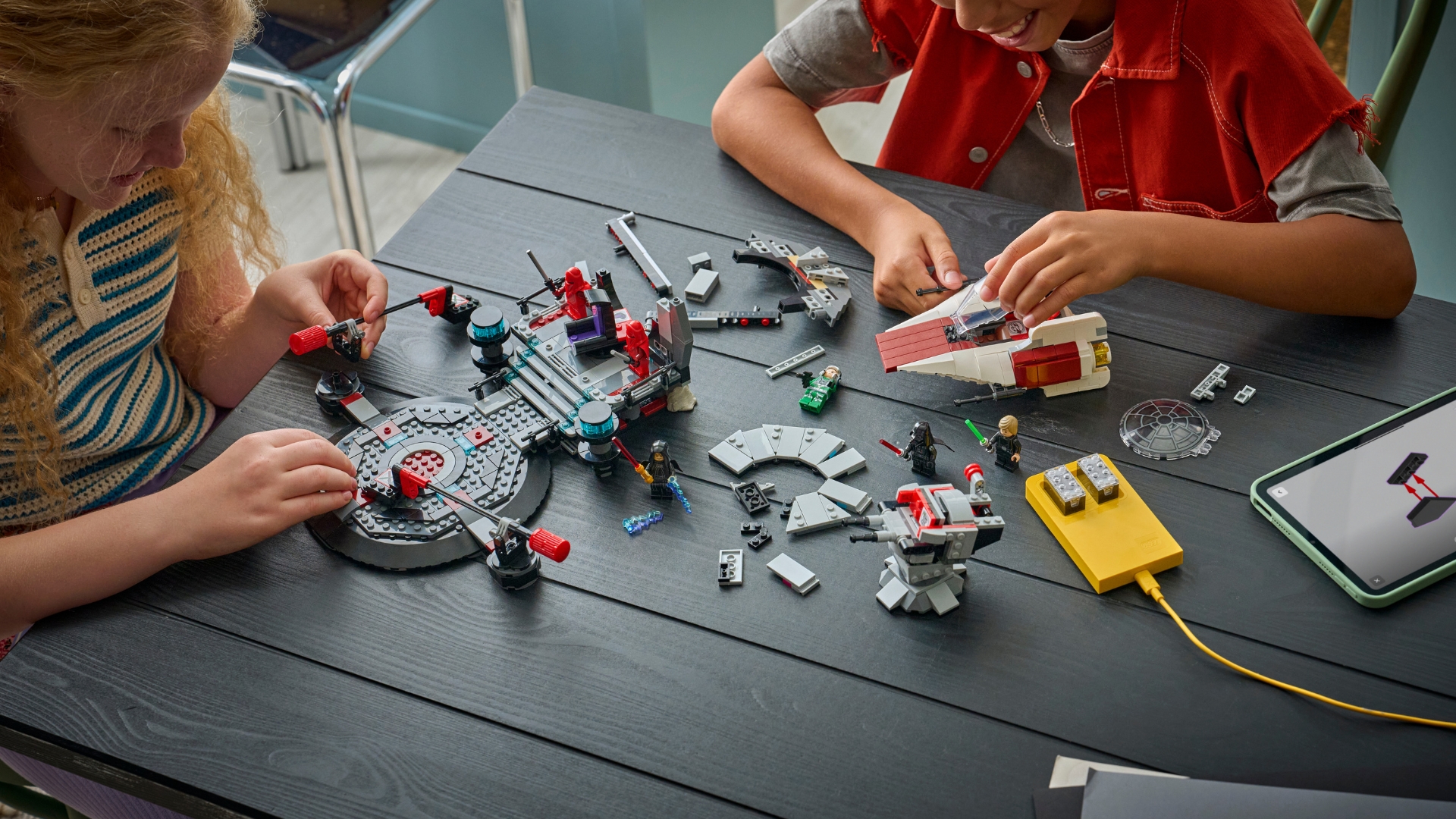 New LEGO SMART Play System Announced and will Feature LEGO Star Wars