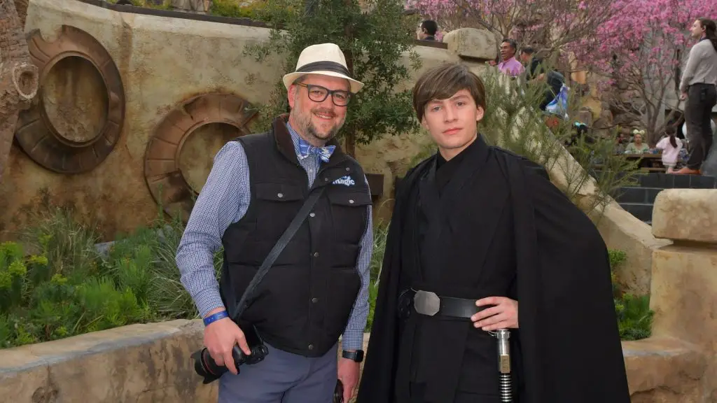 Mr. Daps and Luke Skywalker Star Wars: Galaxy's Edge