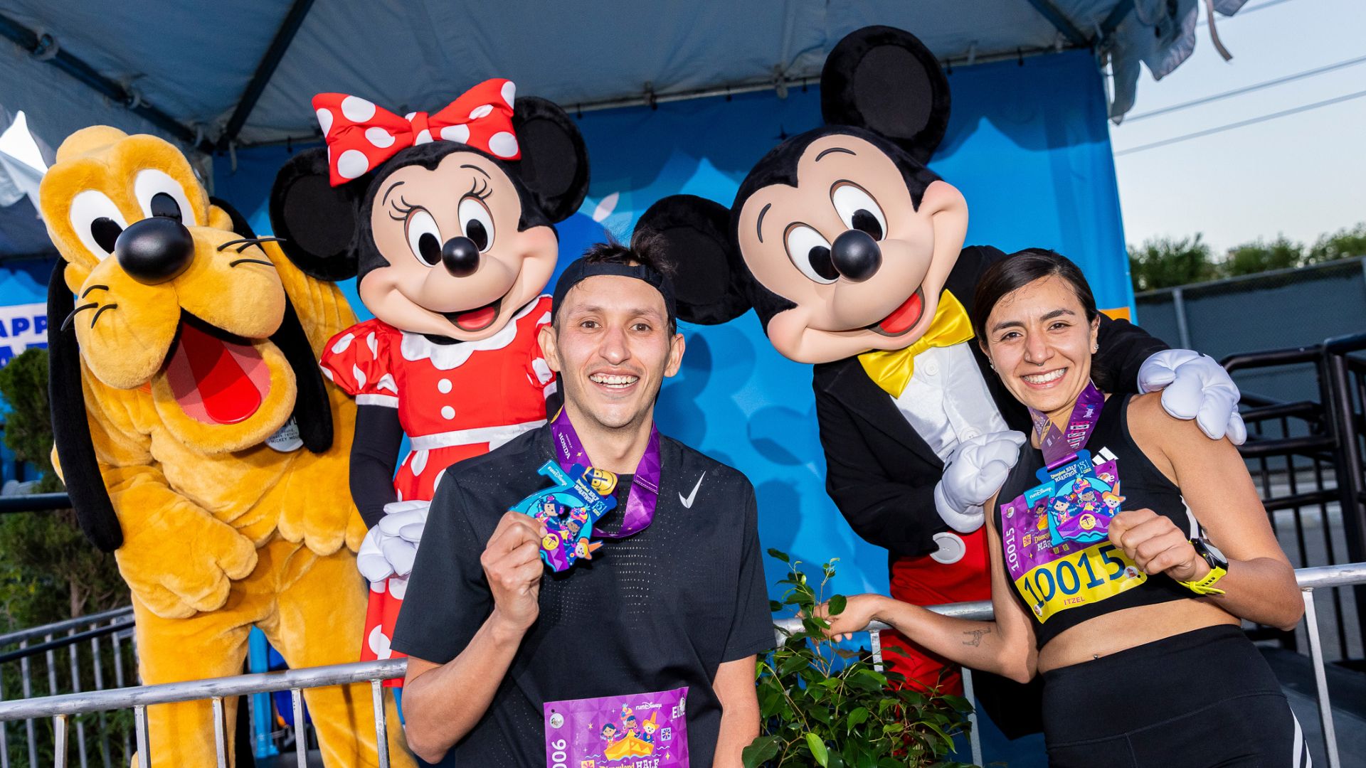 Mexico City Couple Pulls Off Sweep at Disneyland Half Marathon Presented by HONDA
