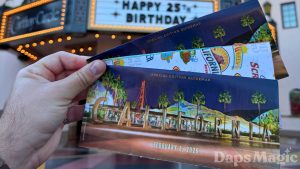 Commemorative Maps Handed Out for Disney California Adventure’s 25th Anniversary