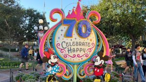 Disneyland Resort 70th Celebration Photo Op Returns to Main Street, USA