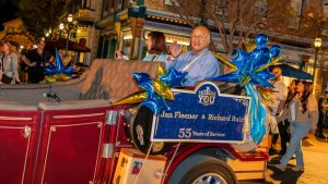 3,200+ Cast Members with Decades of Service Celebrated at Disneyland Resort