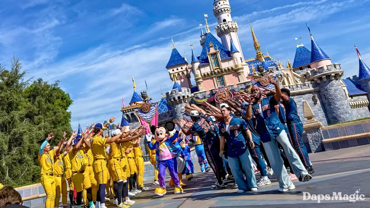 Fans Go Bananas at Disneyland Resort For Savannah Bananas and Indianapolis Clowns