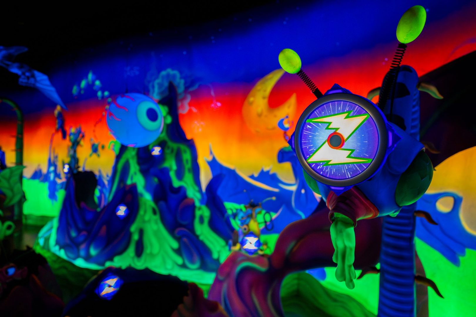 New Gameplay and Targets on Buzz Lightyear's Space Ranger Spin