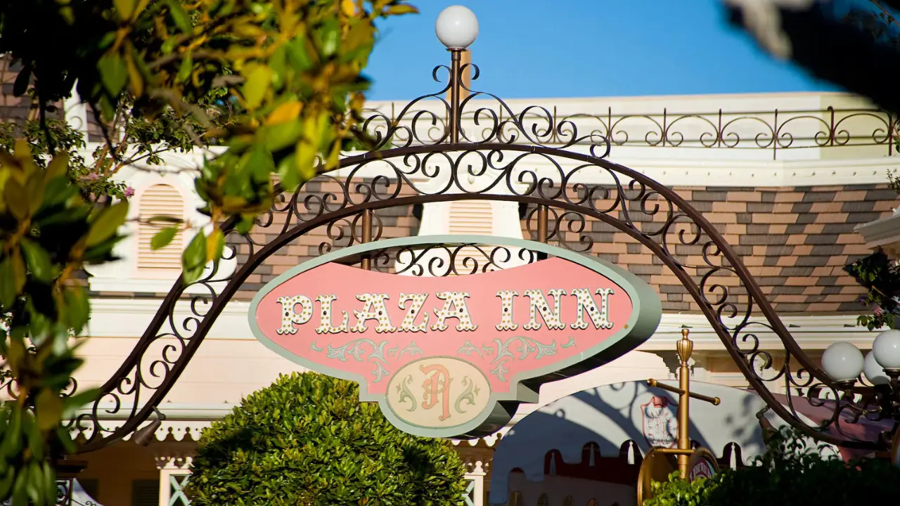 Celebrate Mother’s Day at Disneyland’s Plaza Inn!