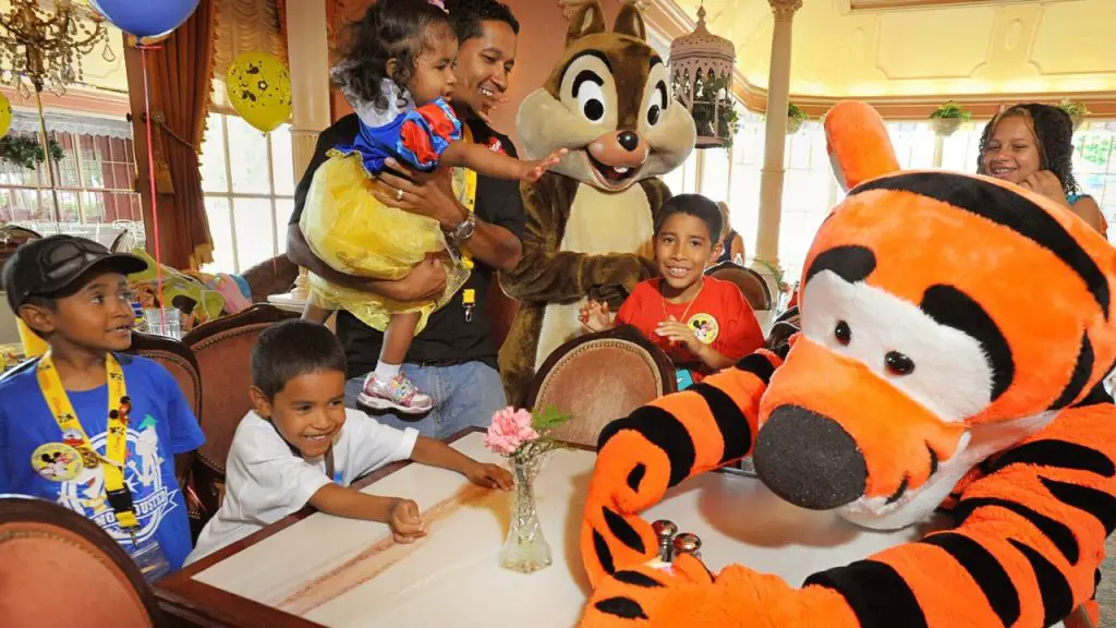 Plaza Inn Restaurant with Tigger at Disneyland.