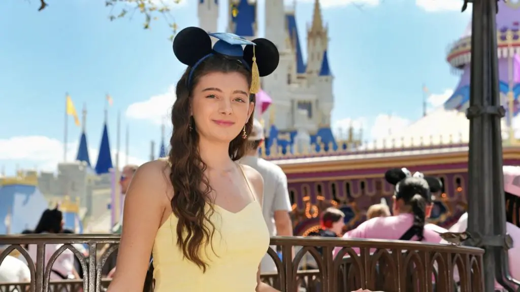 Disney Photopass Grad Photos
