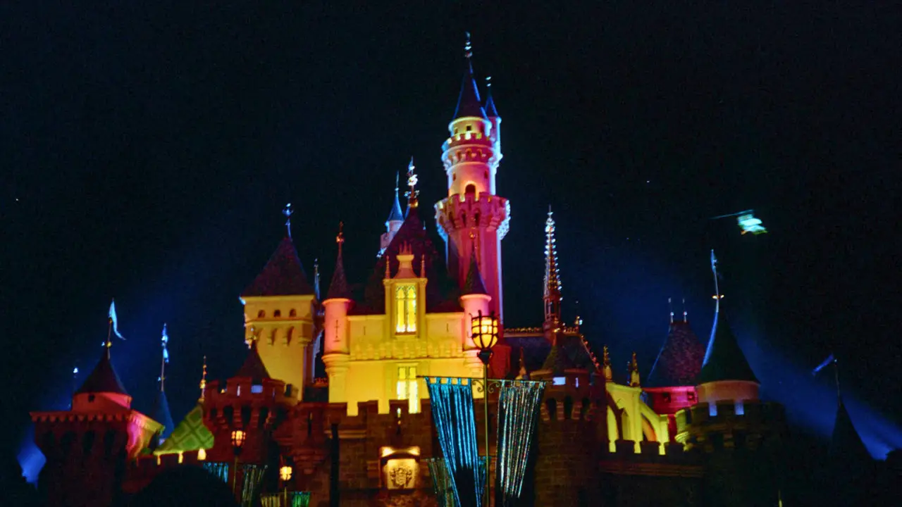 Lovely Summer Nights – 30 Years Ago At Disneyland