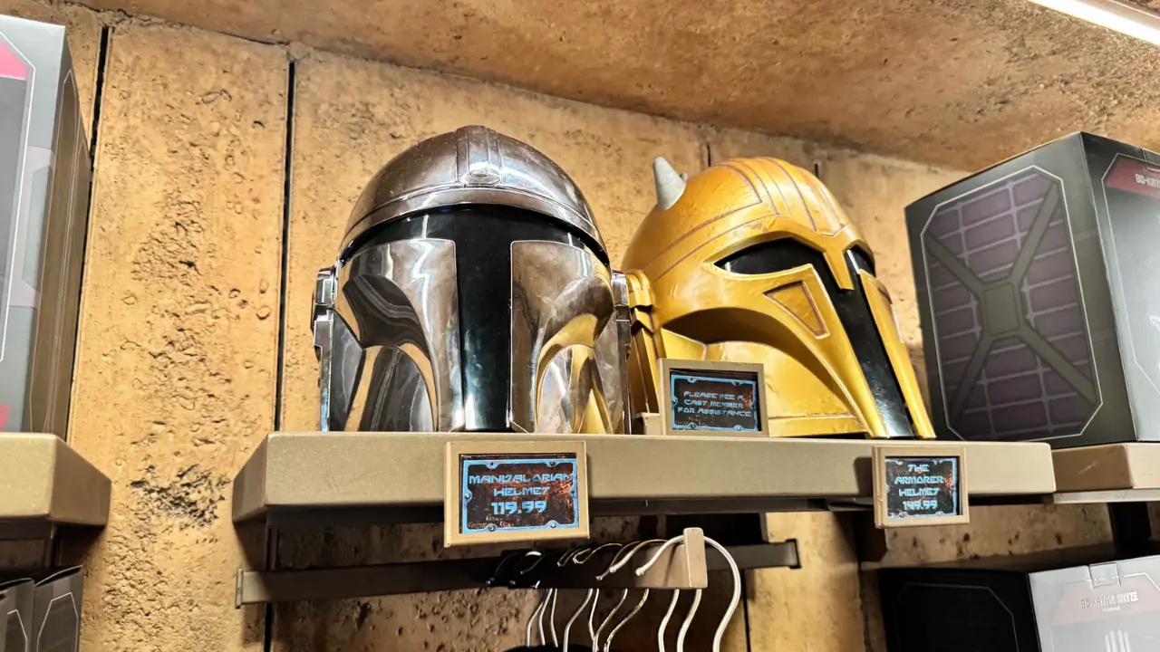 Build Your Own Mandalorian Suit at Dok-Ondar’s Den of Antiquities in Star Wars: Galaxy’s Edge