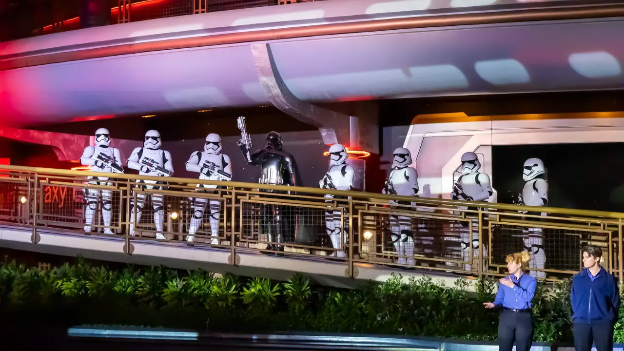 VIDEO: Kylo Ren Joins March of the First Order for Disneyland After Dark: Star Wars Nite