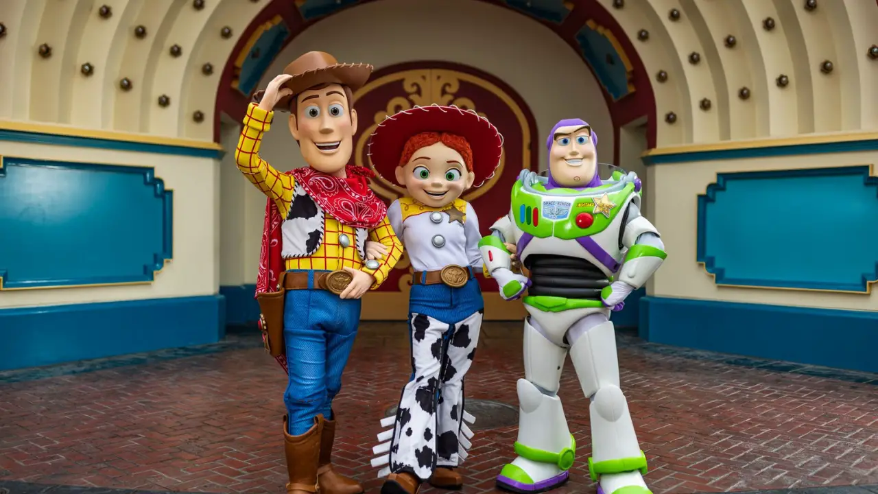 GUIDE: Toy Story 5 Experiences Found Around the World