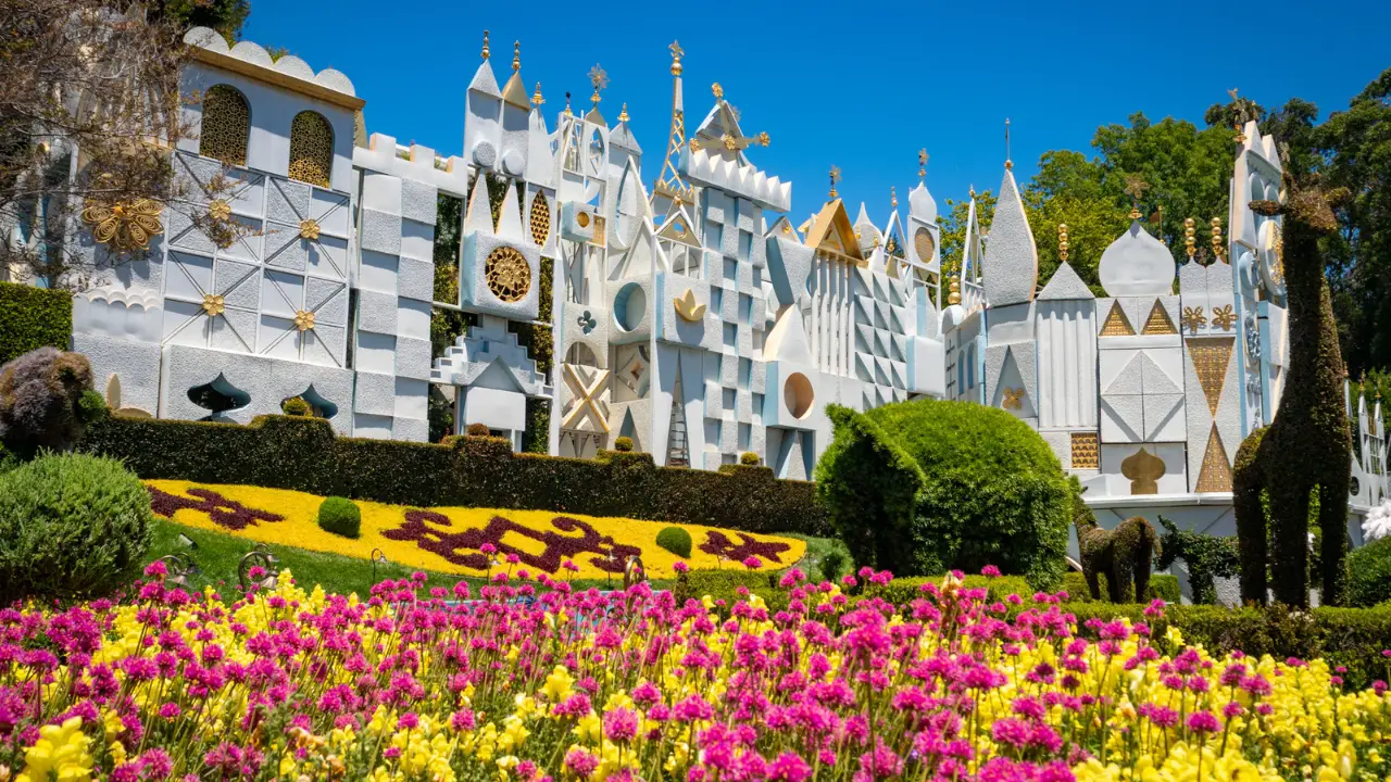 Photos: The First Day of Summer at Disneyland Resort