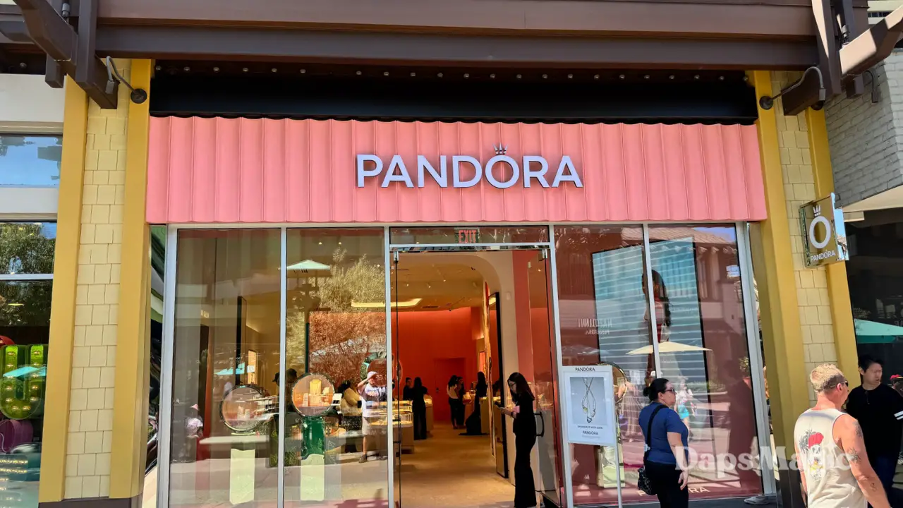 Pandora Reopens in Downtown Disney District