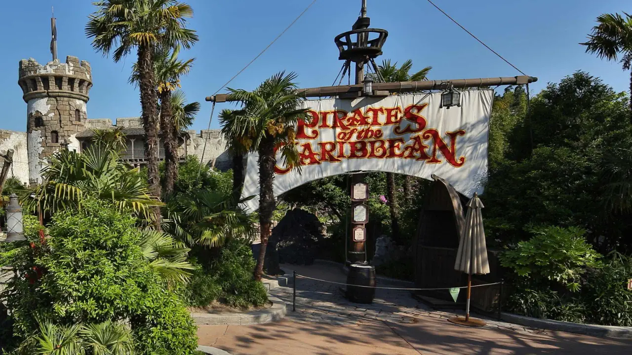 VIDEO: Pirates of the Caribbean at Disneyland Paris