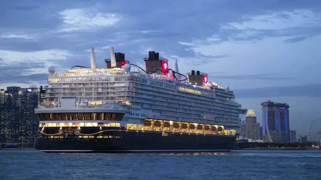 Disney Adventure Singapore Arrival