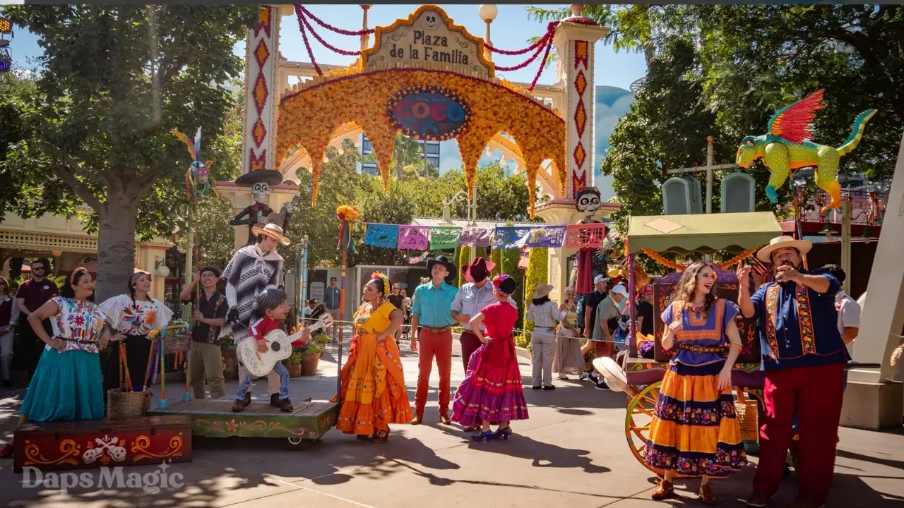 The Storytellers of Plaza de la Familia Celebrate the Musical World of Coco!