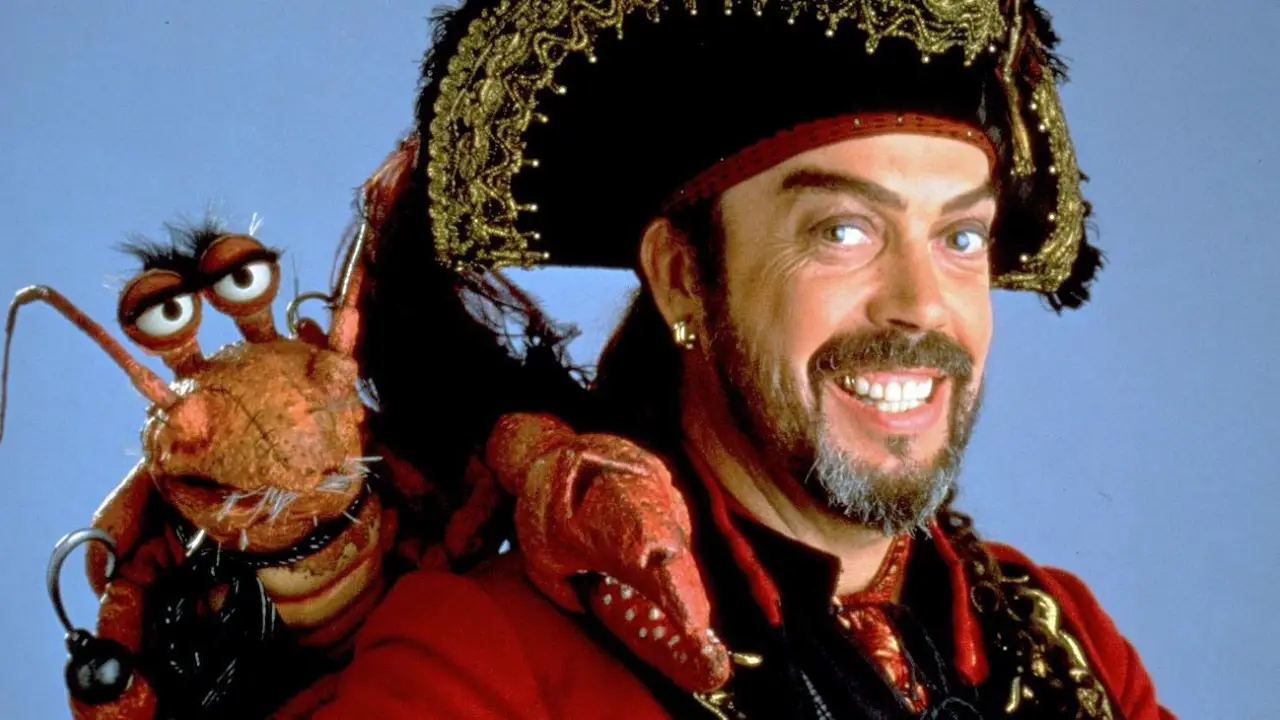 Tim Curry, Unforgettable Screen Villain and ‘Muppet Treasure Island’ Star, Dies at 80