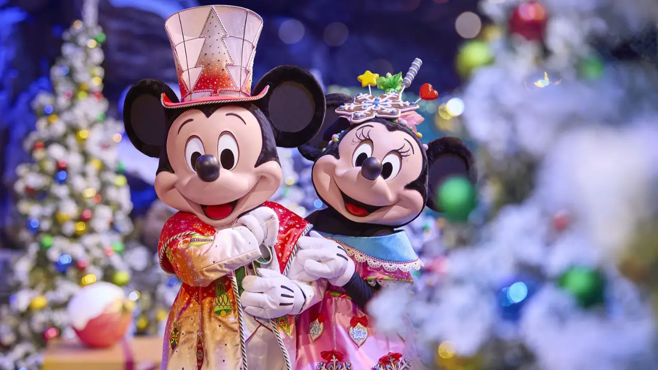 Disneyland Paris Reveals Disney Enchanted Christmas Offerings