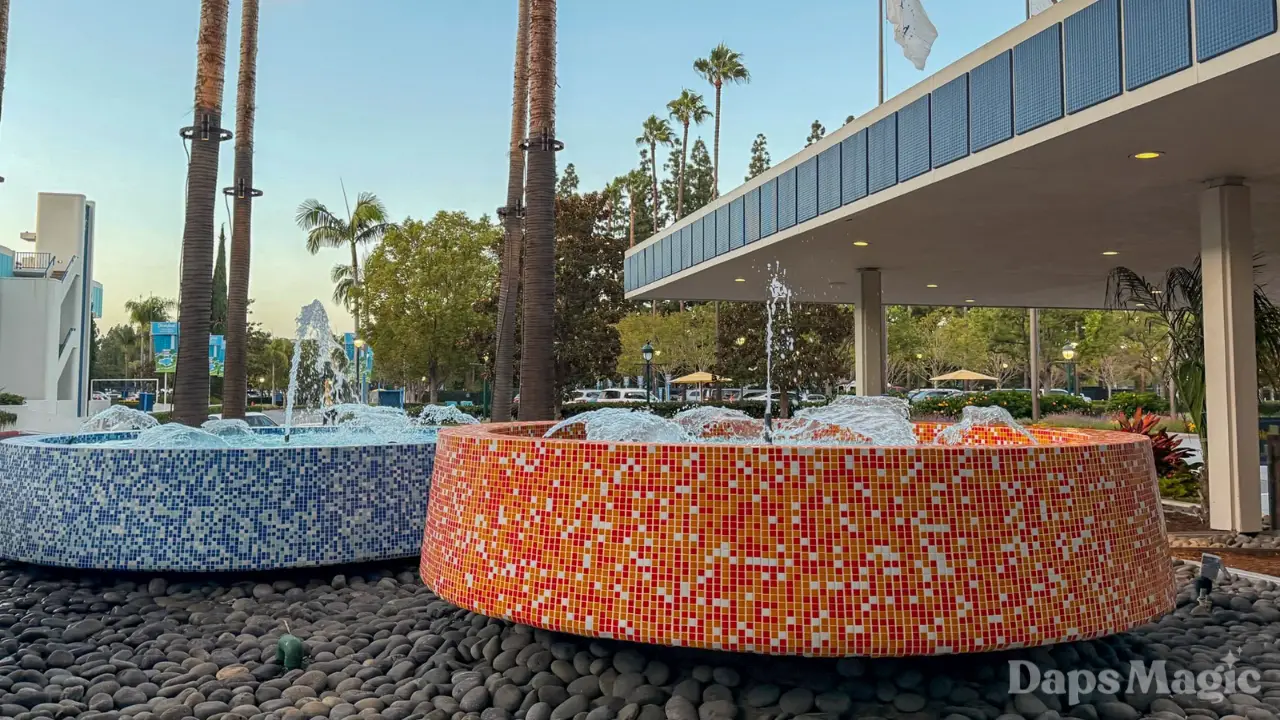 Fountains Return to Disneyland Hotel