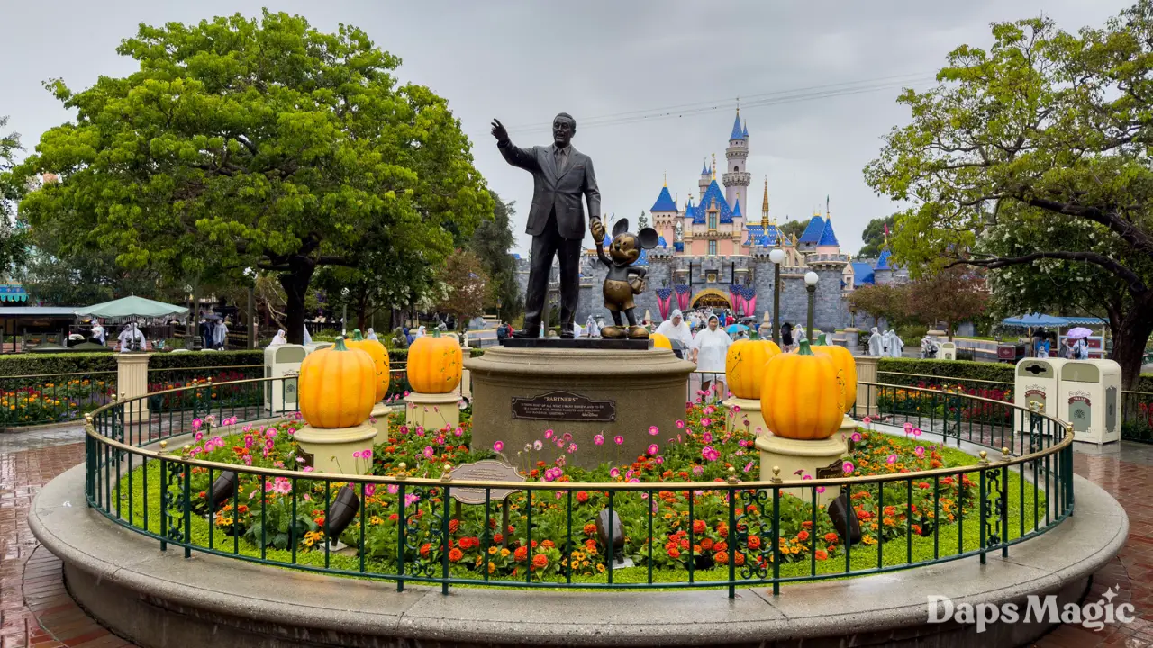Hurricane Marie Provides A Rainy Day at the Disneyland Resort