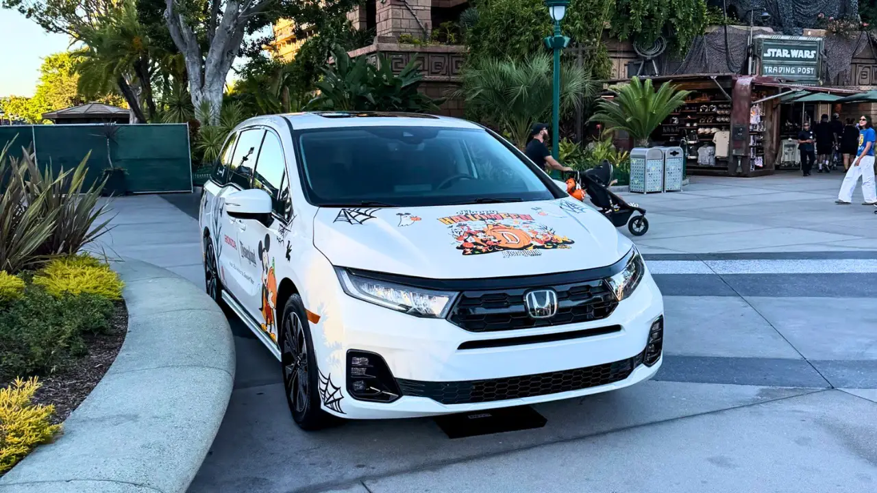 New Honda Odyssey Arrives in Downtown Disney for Movie Nights at Downtown Disney