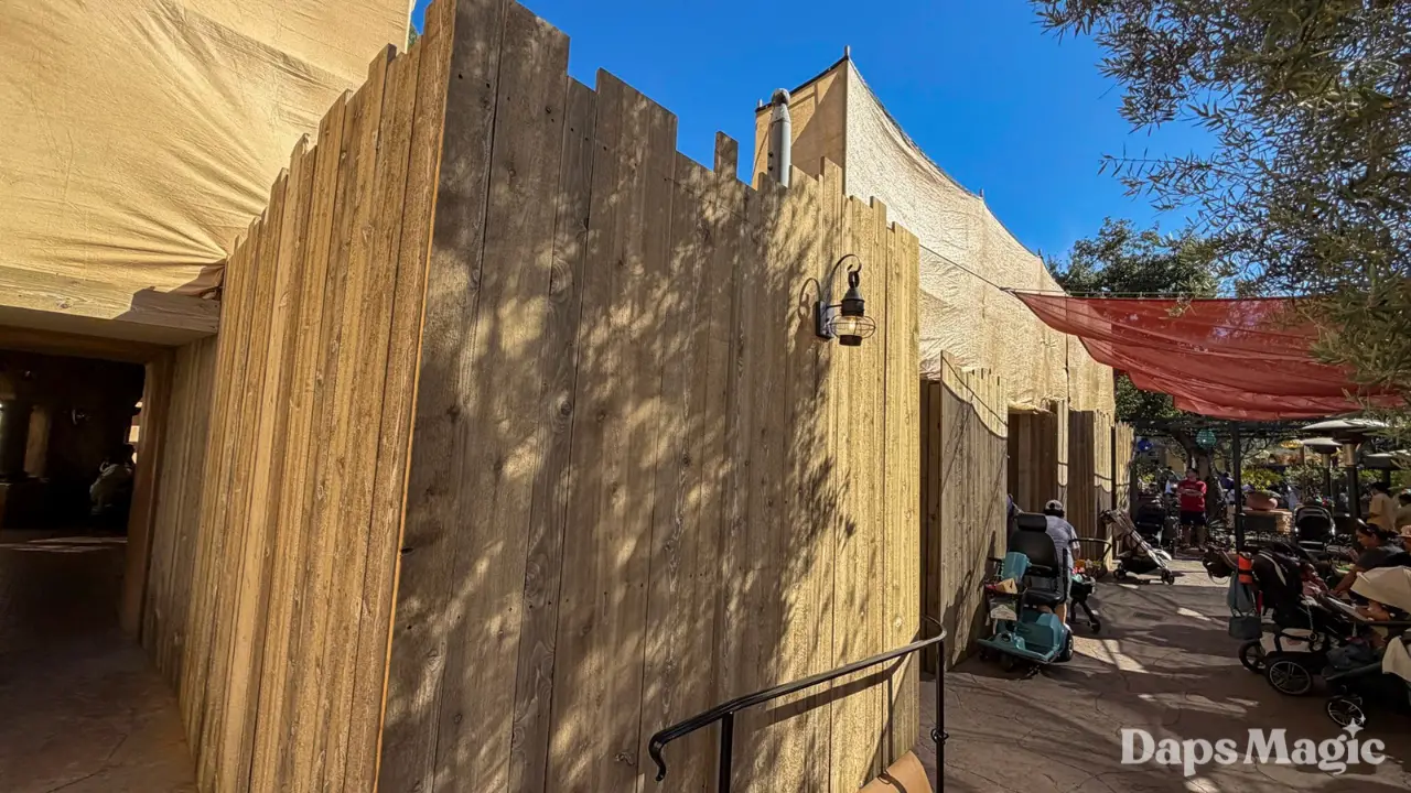 Walls Go Up in Frontierland at Disneyland