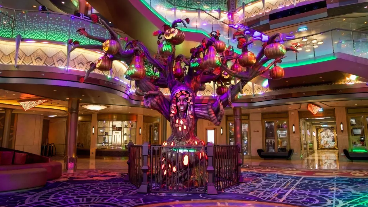 New Enchanted Pumpkin Tree Debuts on Disney Destiny